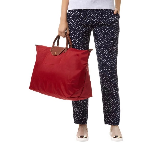 Women’s Red Foldable Zip-To-Close Tote Bag🌟 - Picture 1 of 7
